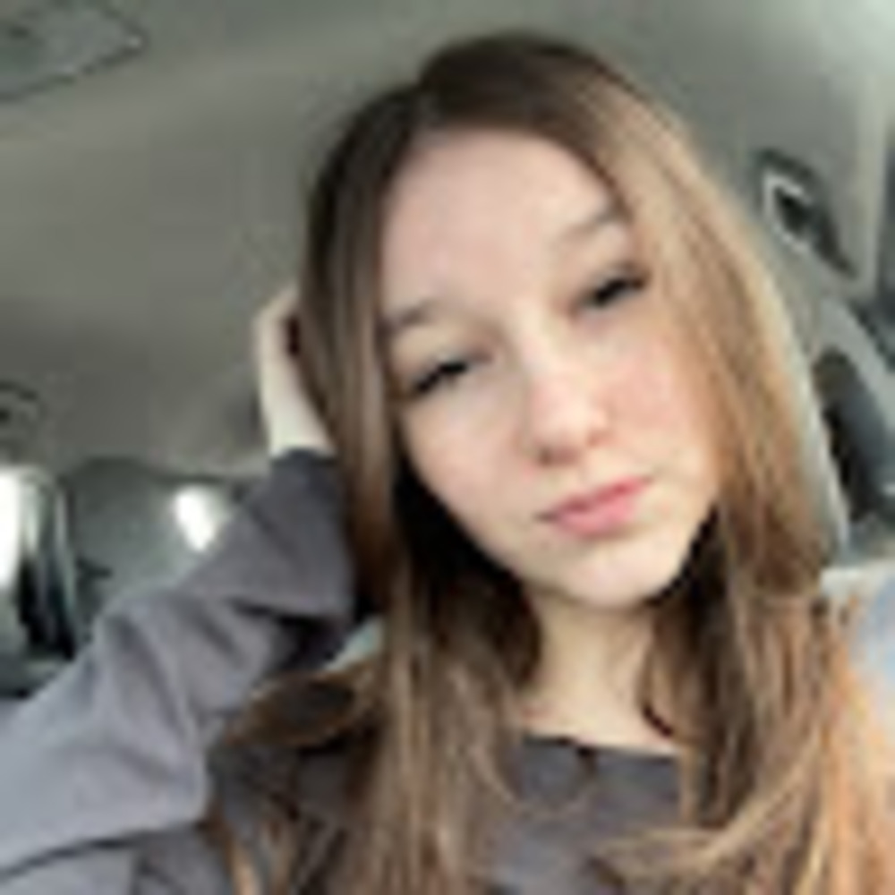 Meet your Posher, Dalia jade